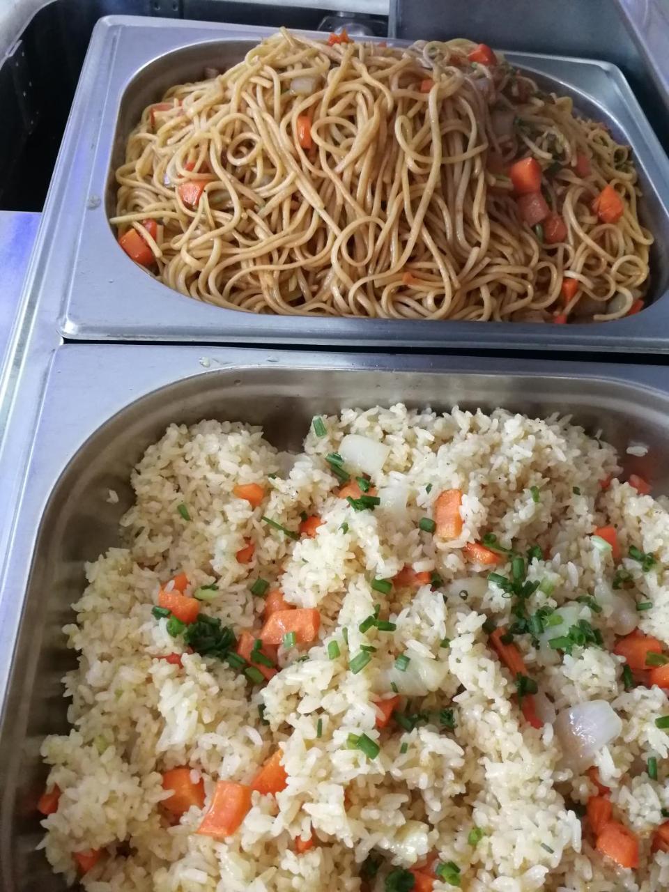 利文斯顿东方天鹅酒店 外观 照片