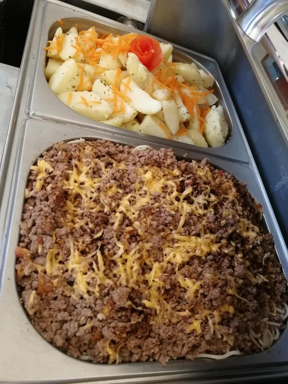 利文斯顿东方天鹅酒店 外观 照片